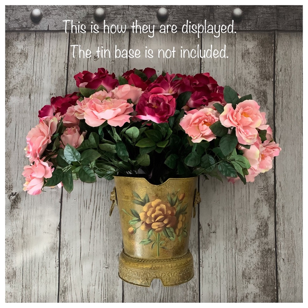 Pack of 12 Faux Silk Flowers in Pink/Red